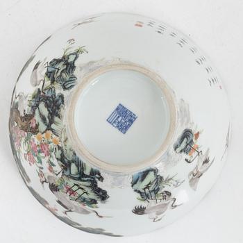 A Chinese famille rose porcelain bowl, 20th century.