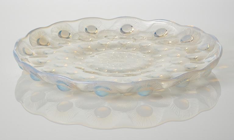 A René Lalique "Plumes de Paon", opalescent glass charger, France 1937-47.