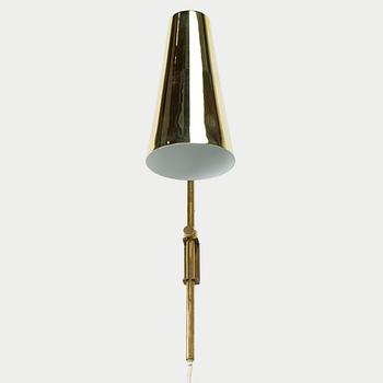 Paavo Tynell, a brass wall light model 9459, Idman, Finland 1960s.
