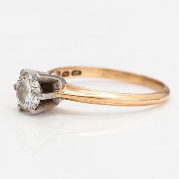 Sormus, 18K kultaa ja timantti n. 0.88 ct yht. Westerback, Helsinki 1973.