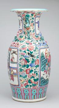 VAS, porslin, Kina 1800-tal.