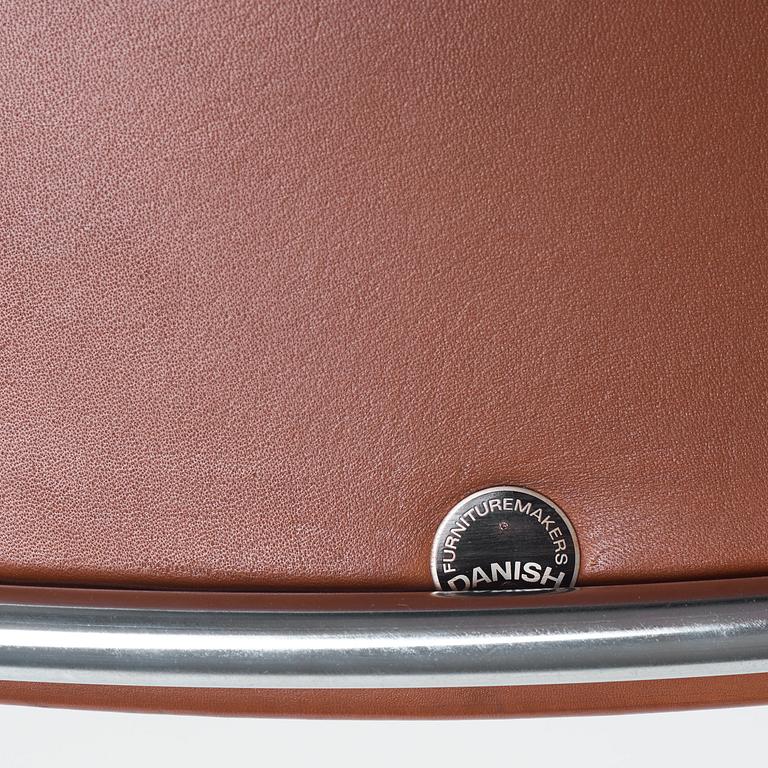 Hans J. Wegner, fåtöljer, ett par, "AP-52", AP-stolen, 1960-tal.