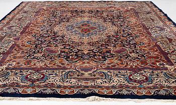 Carpet, Kashmar old, approx. 390 x 298 cm.