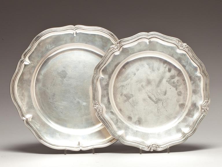 FAT, 2 st, silver. 1900-talets första hälft eller omkring 1900. Total vikt ca 1100 g.