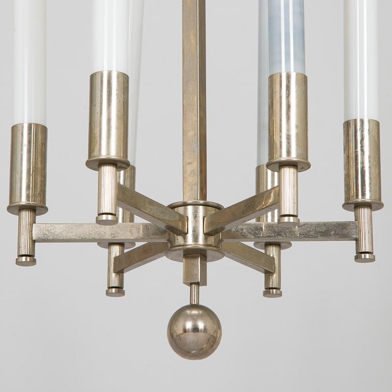 Paavo Tynell, A 1930s made to order chandelier for Taito.