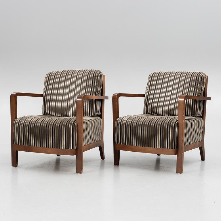 A pair of armchairs, Andreu World, Spain, 21st Century.