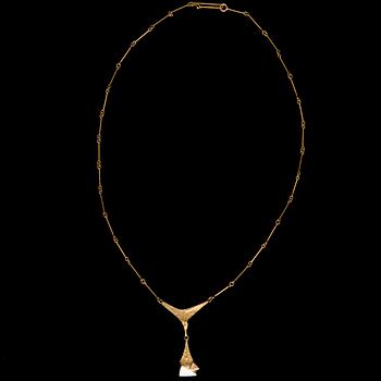 BJÖRN WECKSTRÖM, PENDANT. 18K gold and platina, Corona Austrina, Lapponia 1987.