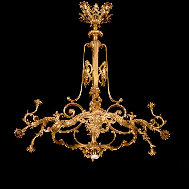 Ferdinand Barbedienne, A signed and gilded bronze chandelier from second half of the 19th century. Height 115 cm.