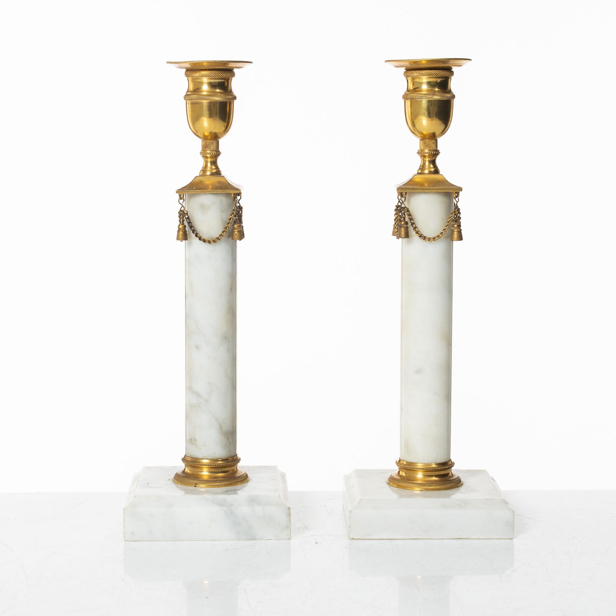 Ljusstakar, ett par, Sverige, omkring år 1900. Sengustaviansk stil.