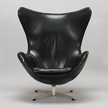 Arne Jacobsen, fåtölj "Ägget" för Fritz Hansen, 1960/70-tal.