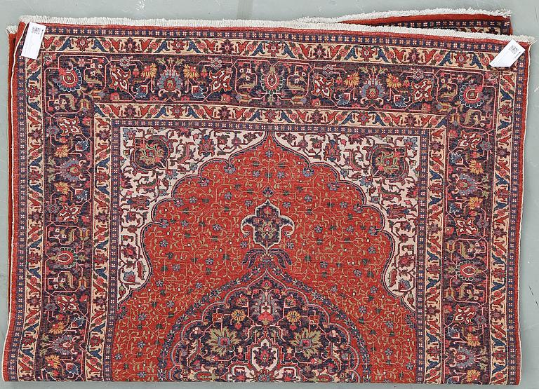 MATTA, semiantik/old Täbris. Ca 193x135 cm.