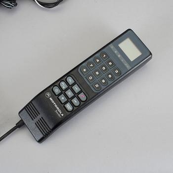 MOBILTELEFON, Motorola "Traveller", 1990-talets början.