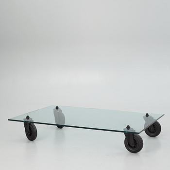 Gae Aulenti, soffbord, "Tavolo con Ruote", Fontana Arte, Italien.