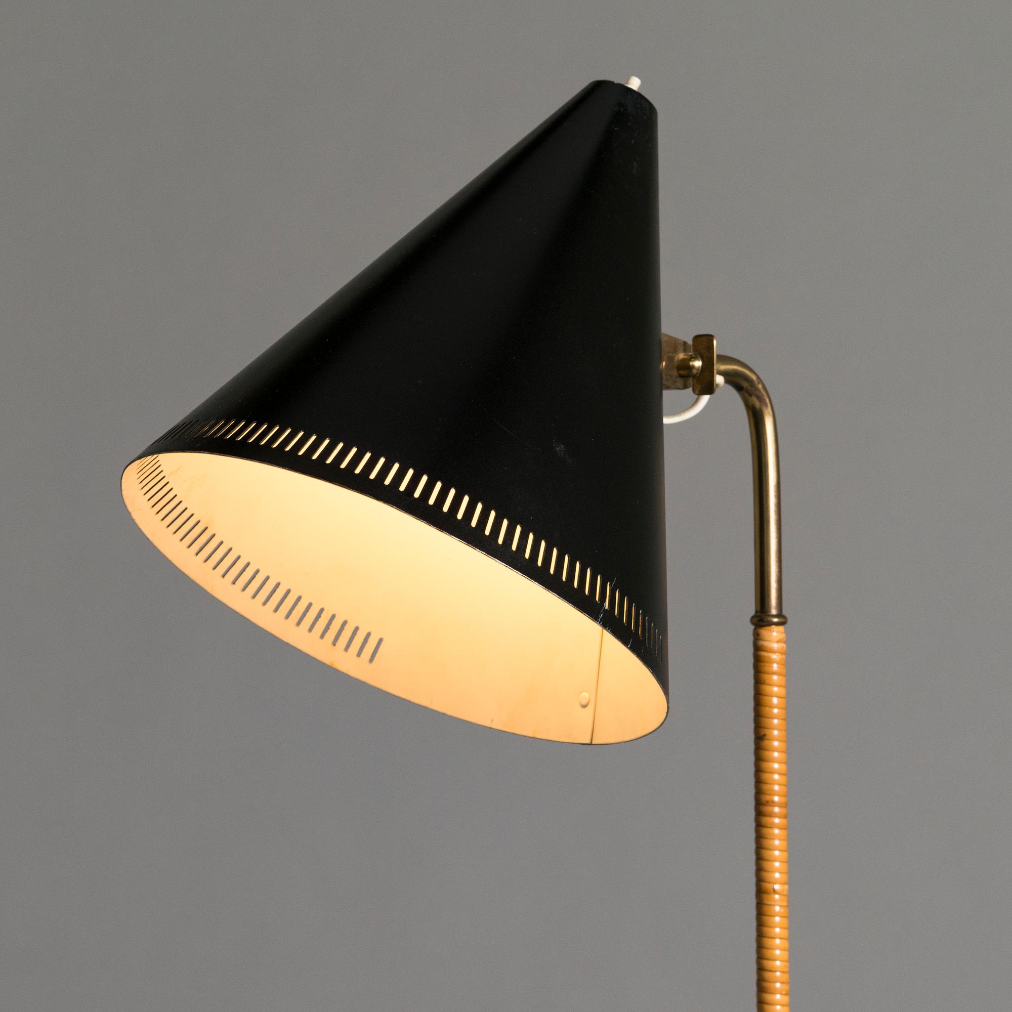 PAAVO TYNELL, LATTIAVALAISIN, malli K10-10. Idman 1900 puoliväli.