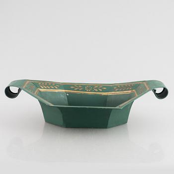 An Empire bread basket, early 19th Century.