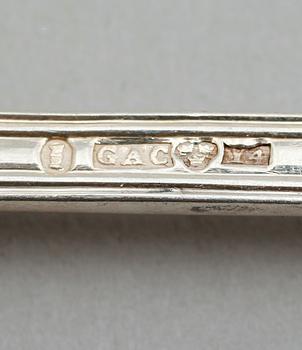 TESKEDAR, 21 st, silver, Gustaf Adolf Cedergren, Stockholm 1853. Vikt ca 645 g.