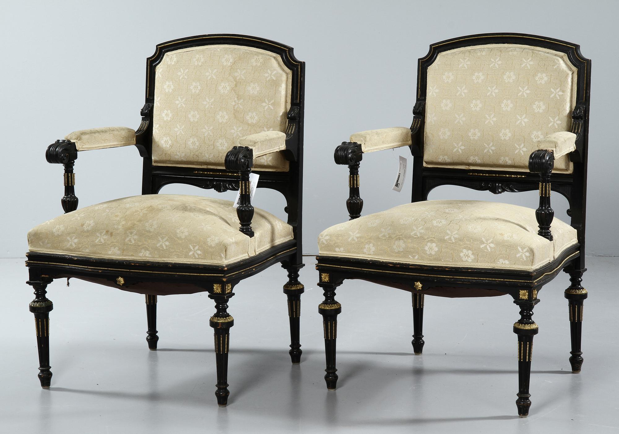 KARMSTOLAR, ett par, Louis XVI-stil, 1800/1900-tal.