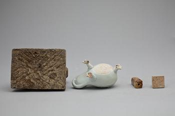 PARTI KINESISKT, 4 delar, sten resp lergods, 1900/2000-tal.