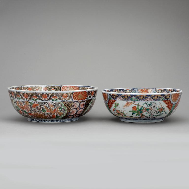 SKÅLAR, 2 st, porslin, Japan 1900-tal.