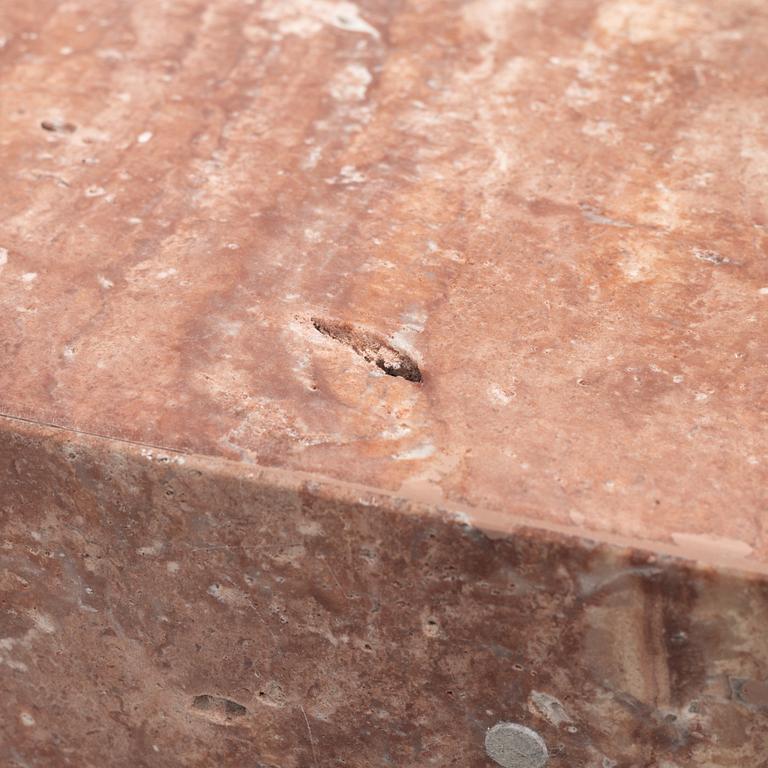 Piedestal, samtida tillverkning.