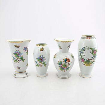 Vaser, skålar mm 13 dlr Herend porslin 1900-talets andra hälft.
