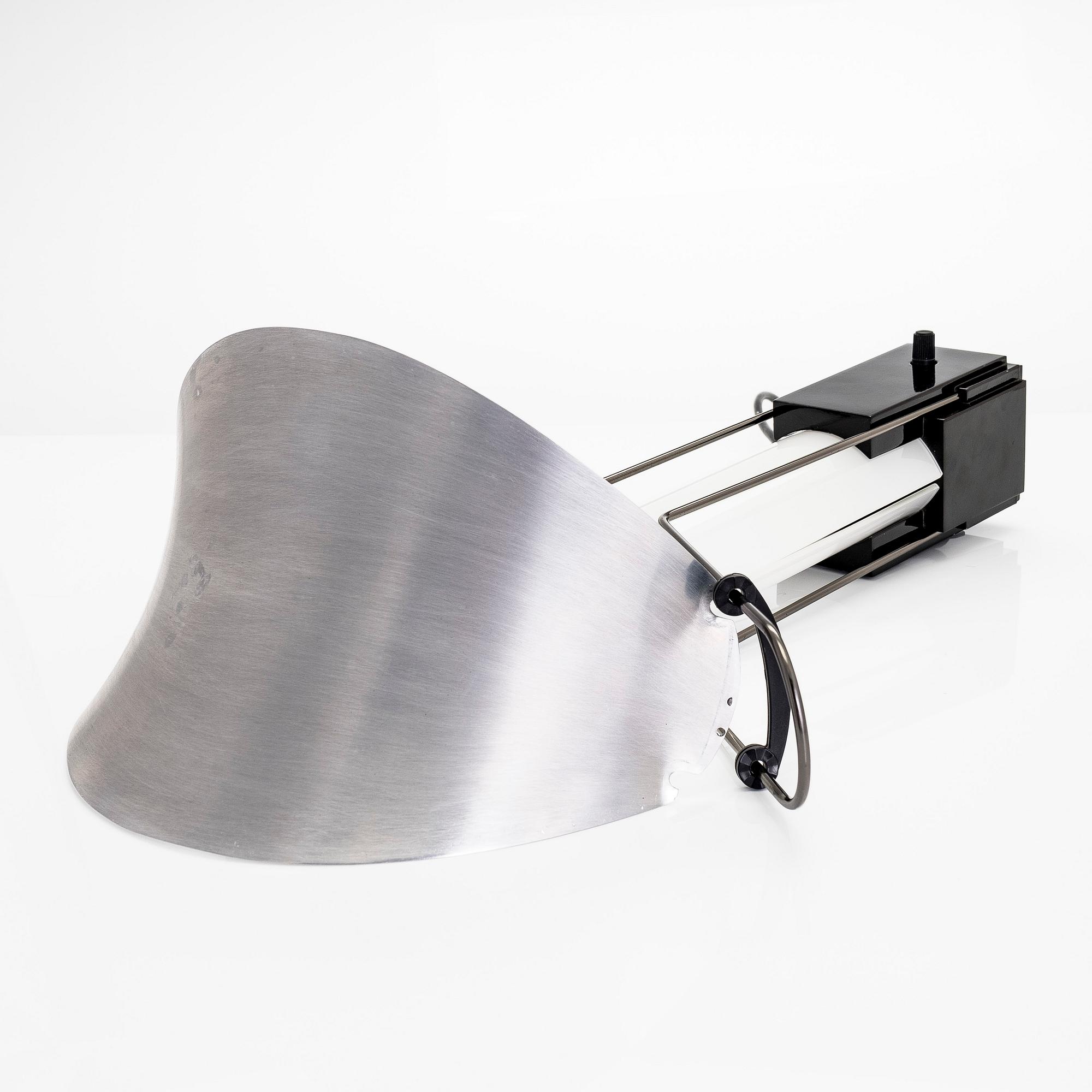 Perry A. King & Santiago Miranda, bordslampa,"Palio", Arteluce, Italien, 1980-tal.