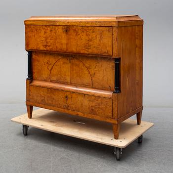 A mid 19th century chest of drawers.