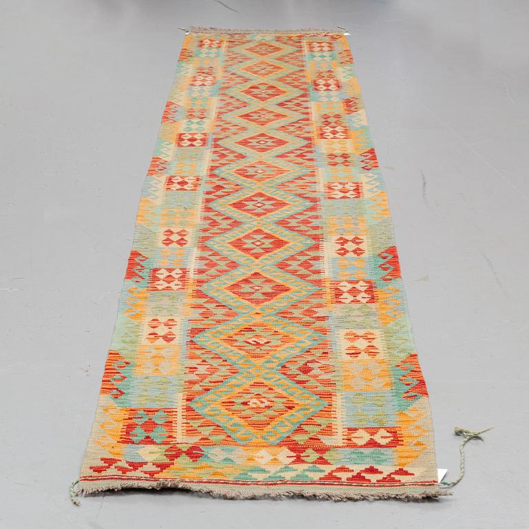 MATTO, an Oriental Kilim, ca 421,5 x 80,5 cm.