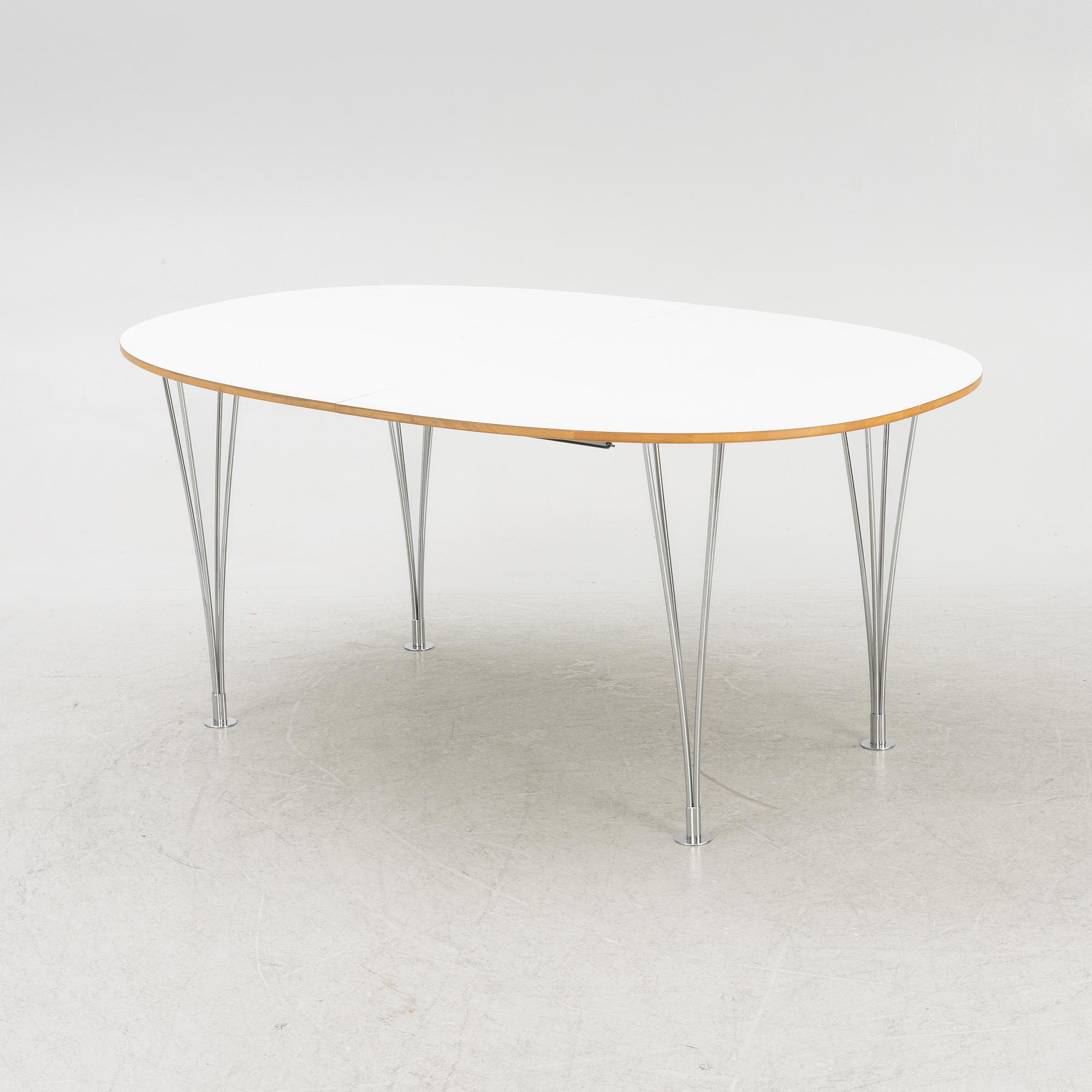 Bruno Mathsson & Piet Hein, matbord, "Superellips", Bruno Mathsson International, 2004.