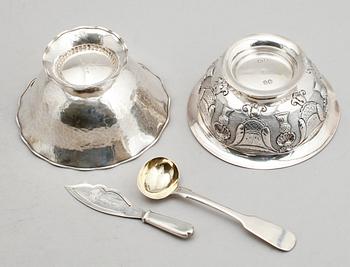SILVERFÖREMÅL, 4 delar, 1800-/1900-tal. Vikt ca 170 g.