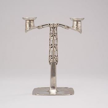 ARCHIBALD KNOX tillskriven, kandelaber "Tudric", Liberty & Co, Arts & Crafts, England.