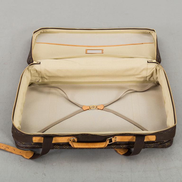 A LOUIS VUITTON SUITCASE, "Satellite 70".