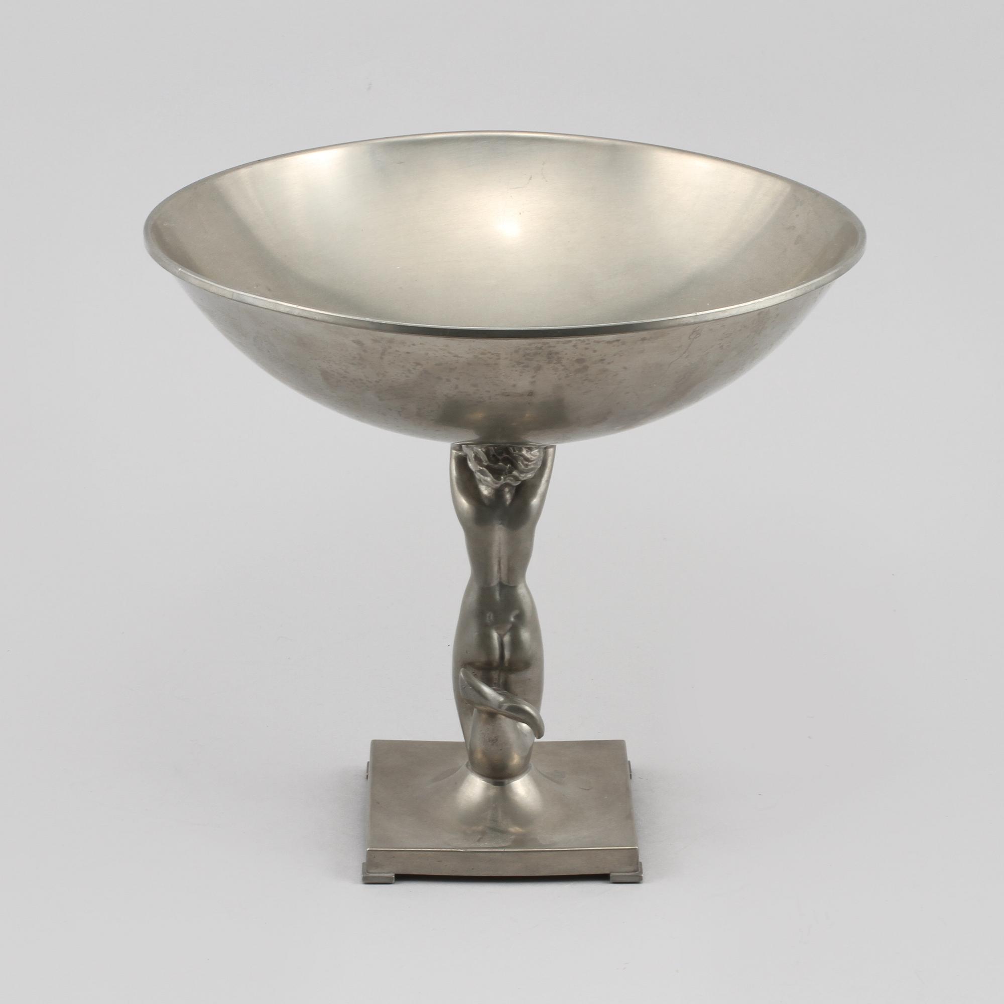 SKÅL PÅ FOT, tenn, Ystad metall, 1946.