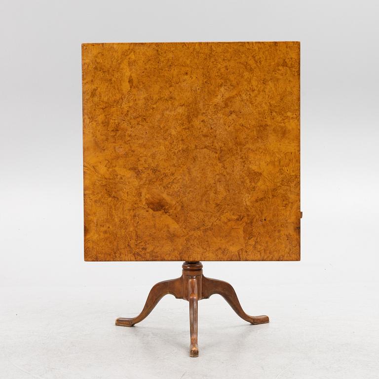 Folding table, by Carl Hollst (master in Eskilstuna 1787-1830).