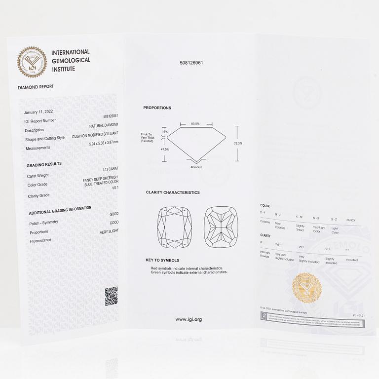 Ring, 14K guld, med en kuddslipad modifierad diamant ca 1.13 ct. Med IGI certifikat.