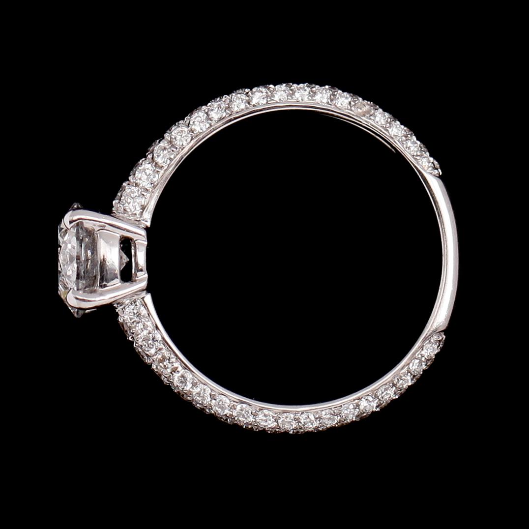 RING, 18 k vitguld, solitär briljantslipad diamant ca 1.09 ct, tot ca 1.91 ct.