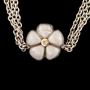 COLLIER, silver, 18k guld samt 2 briljantslipade diamanter, troligtvis Charlotte Lynggaard för Ole Lynggaard. Vikt 17g.