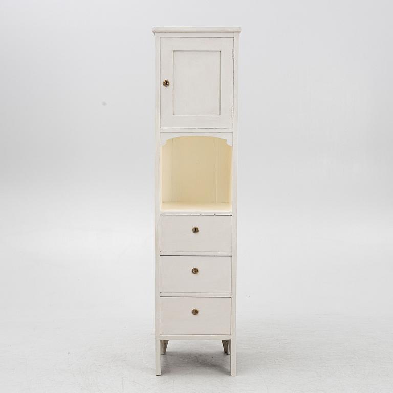 Skåp, tidigt 1900-tal.