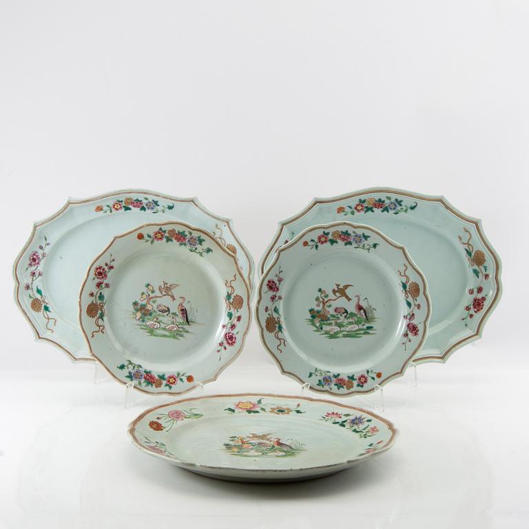 Service pieces 5 pcs China 18th century porcelain.