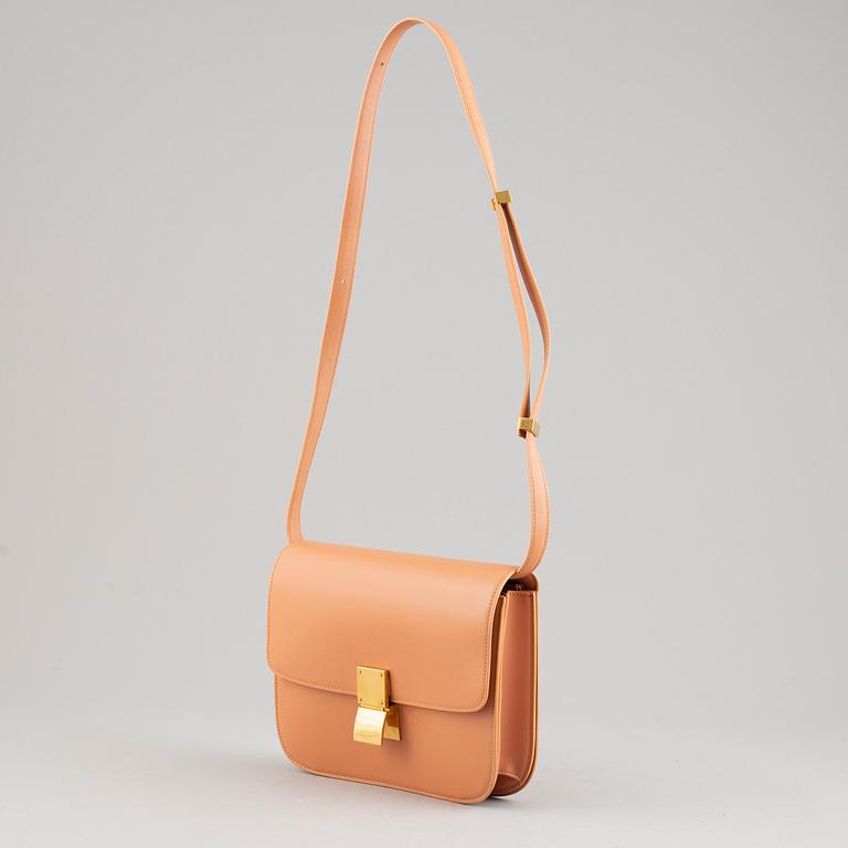 Céline, a 'Medium Classic Bag' in box calfskin.