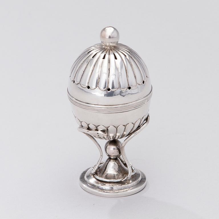 A 19th century silver salt caster, presumably from Bamberg, Germany. Weight 76 g.