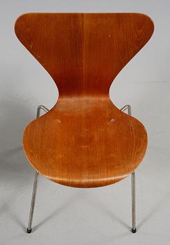 STOLAR, 6 st, "Sjuan", Arne Jacobsen, Fritz Hansen, 1900-talets andra hälft.