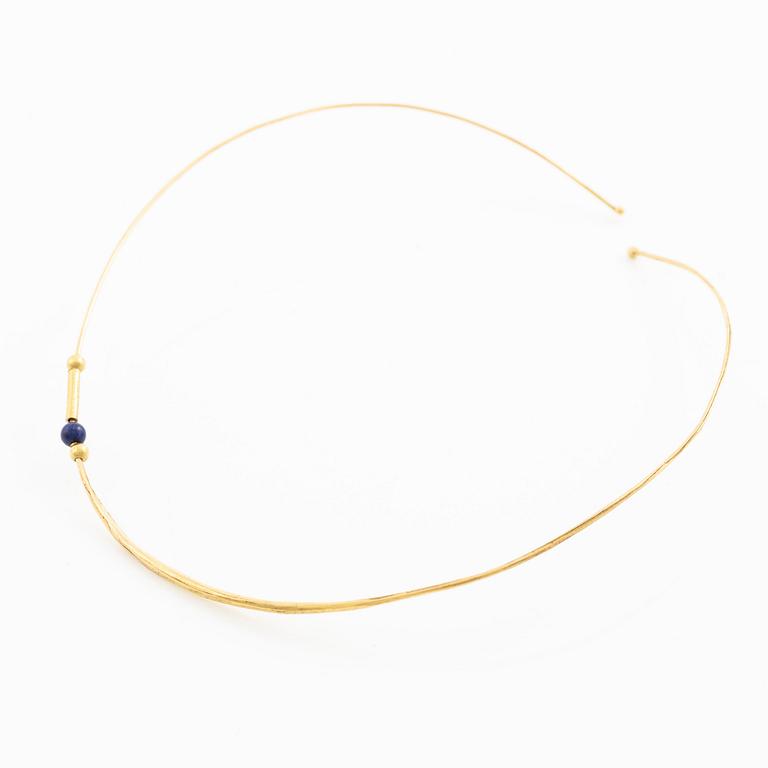 PA Lundahl-Terrs, en collier och ett armband 18K guld, Växjö 1972.