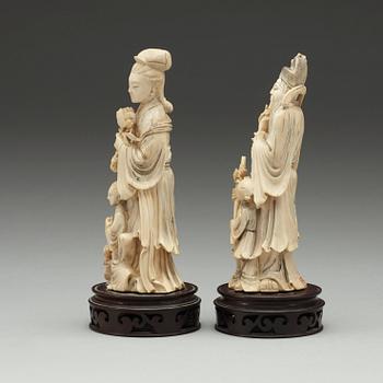 A pair of Chinese ivory figures, early 20th Century.