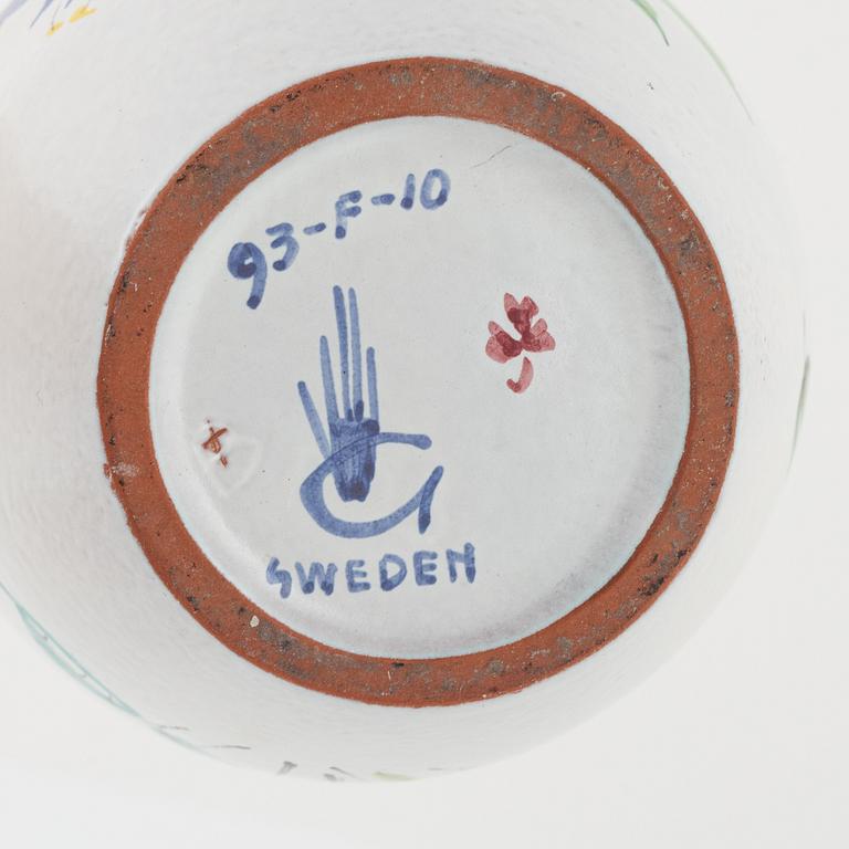 Stig Lindberg, two pitchers and a dish, Gustavsbergs studio.