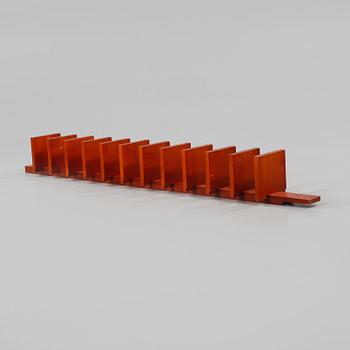 HYLLA, "Pilaster", John Kandell, Källemo, omkring sekelskiftet 2000.