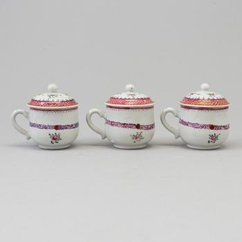 A set of three famille rose custard cups with cover, Qing dynasty, Qianlong (1736-95).