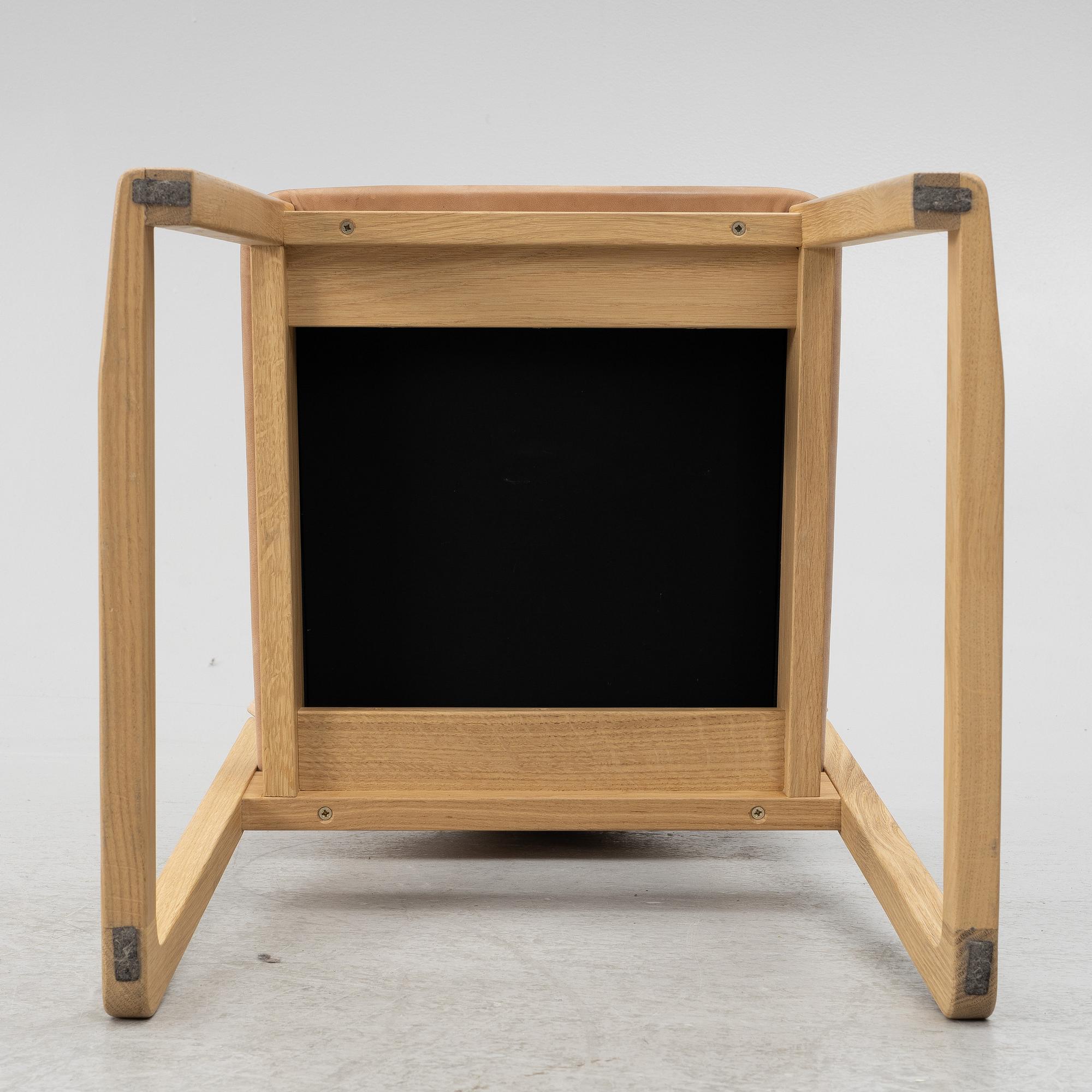 Keiji Ashizawa, stol, "Sori Chair", Ariake, Japan.