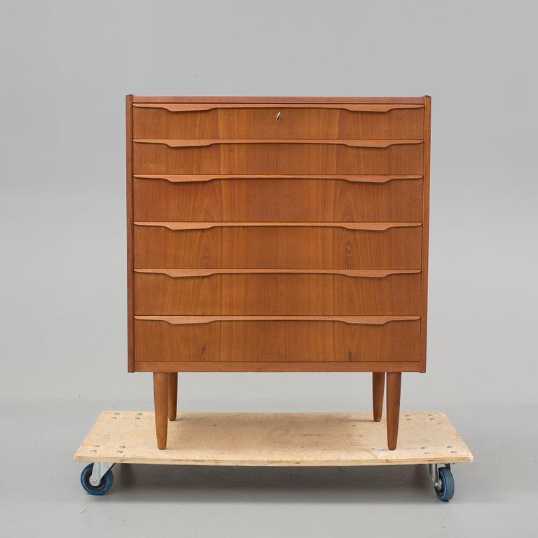 A danish teak chest of drawers from the middle of the 20th century.
