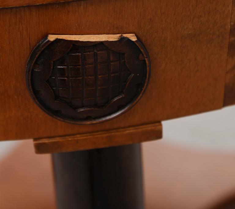 BORD, 1900-talets första hälft.